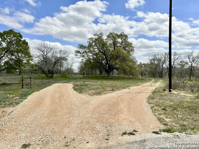 0 CR 781 Natalia, TX 78059