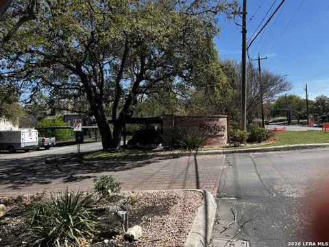 11610 Vance Jackson Unit 864