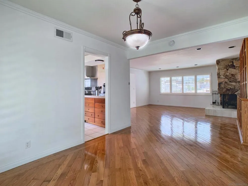 3606 Hartzel Dr Spring Valley, CA 91977