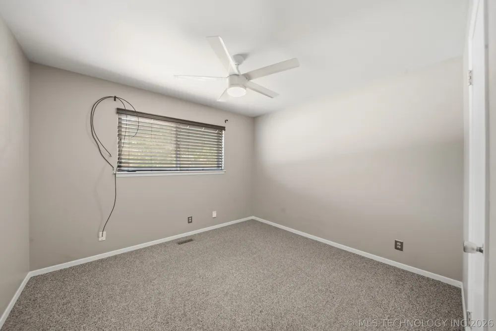 5811 E 61st Place Tulsa, OK 74136