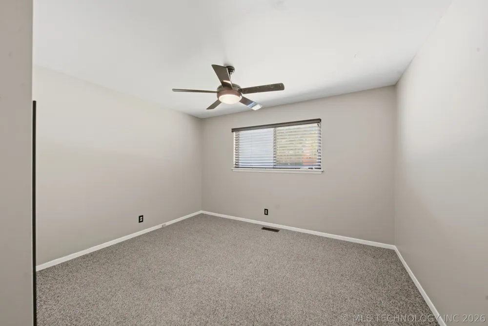 5811 E 61st Place Tulsa, OK 74136