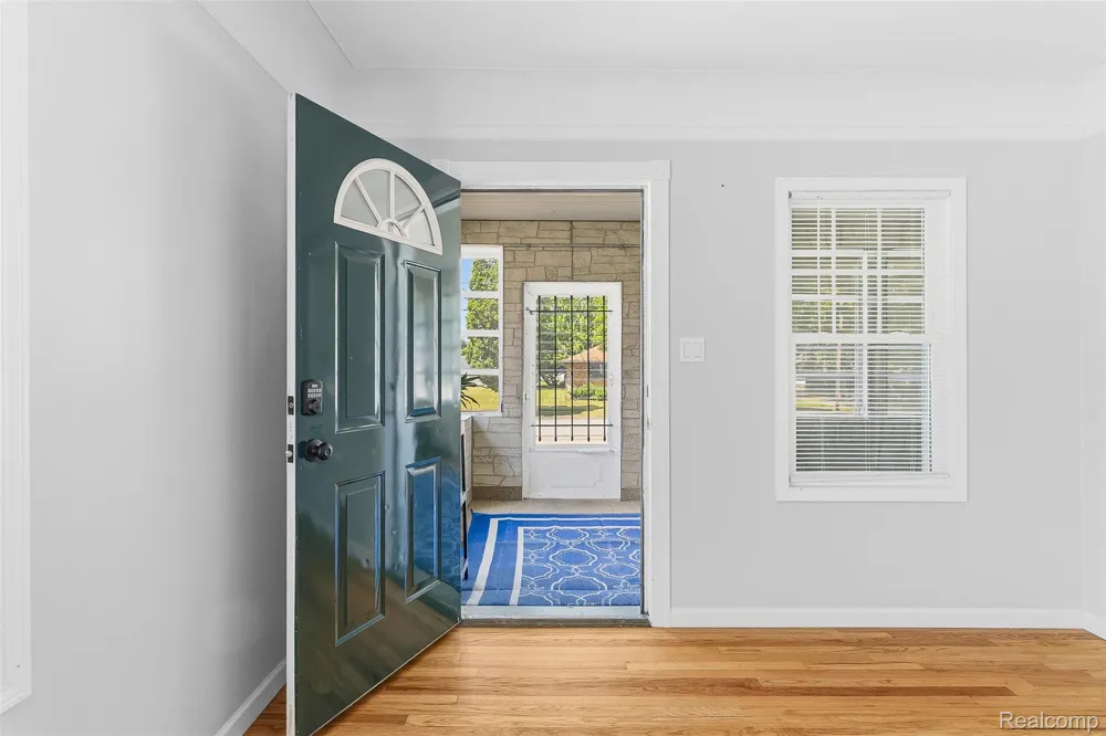 1709 Michigan Avenue Portsmouth Charter Township, MI 48708