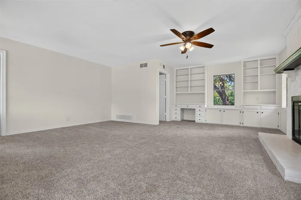 5049 Golden Circle Denton, TX 76208