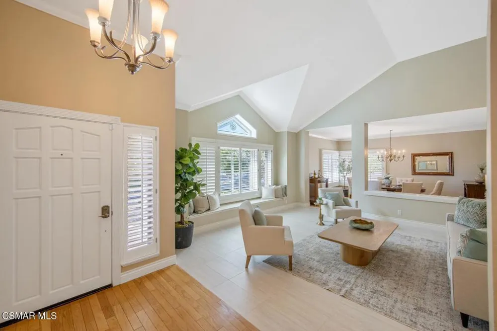 838 Spring Canyon Place Newbury Park, CA 91320