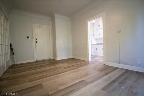 1316 Mariposa Avenue #208