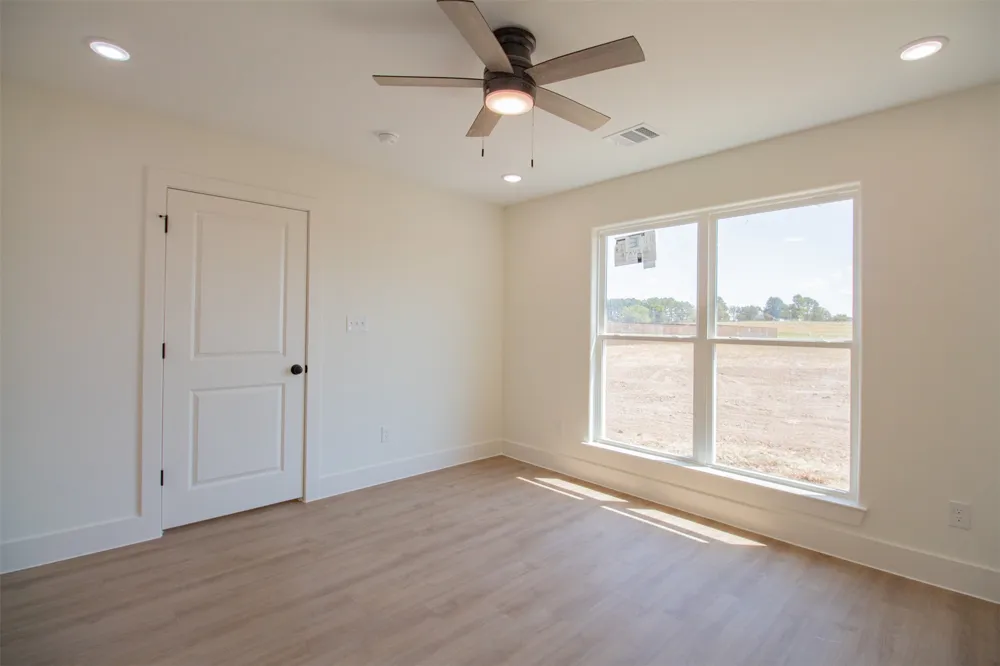 159 Treaty Calera, OK 74730