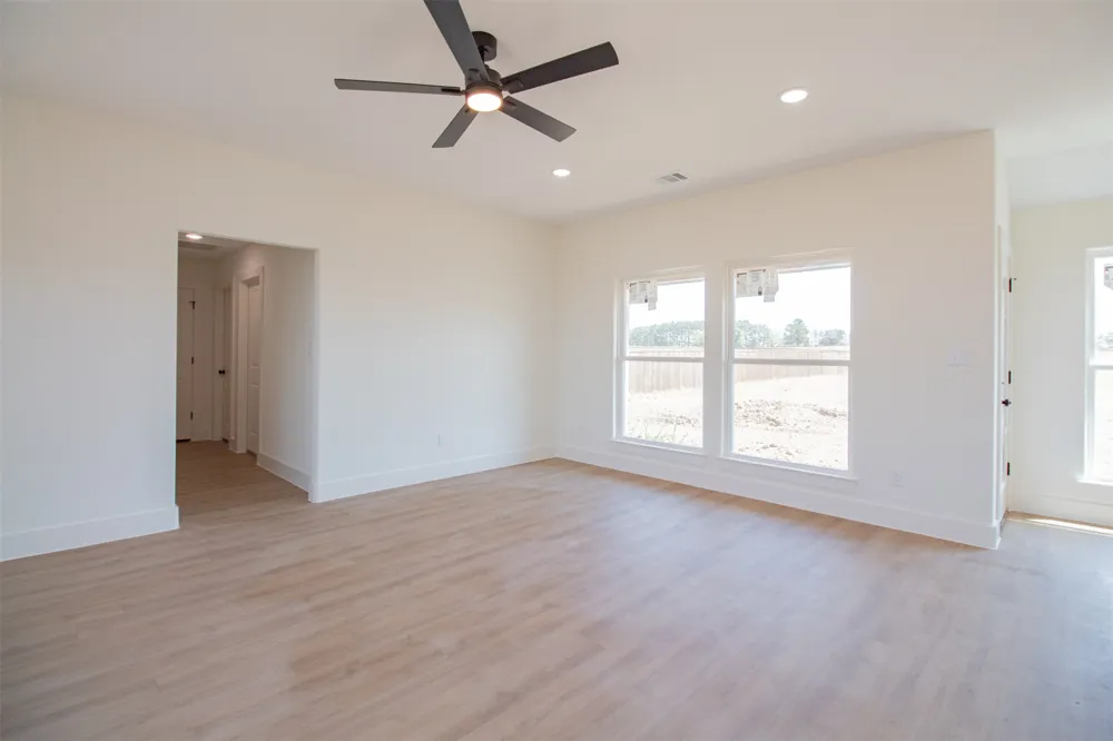 159 Treaty Calera, OK 74730