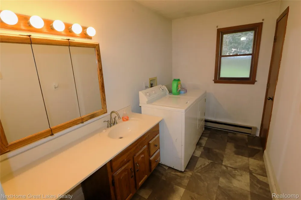 5595 Noreen Drive Monitor Charter Township, MI 48706