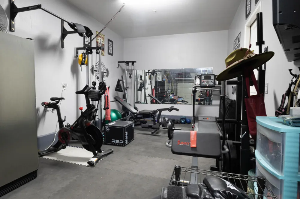 102 Knoll Crest Drive Calimesa, CA 92320