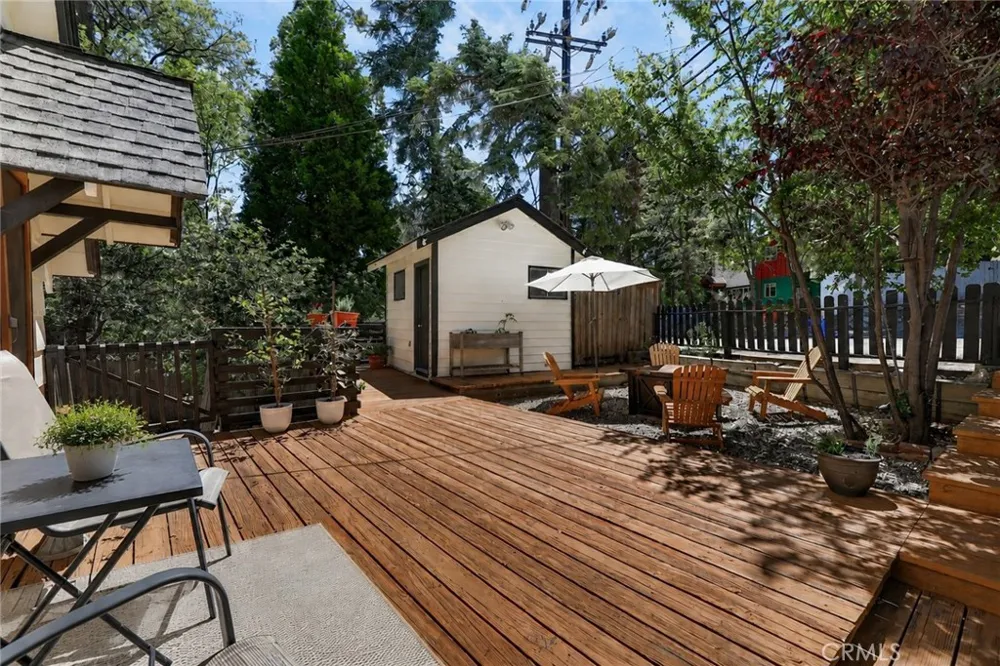 335 Oak Lake Arrowhead, CA 92352