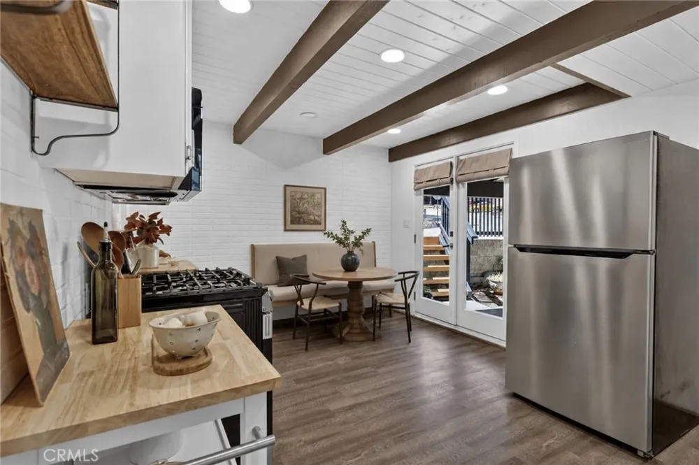 335 Oak Lake Arrowhead, CA 92352