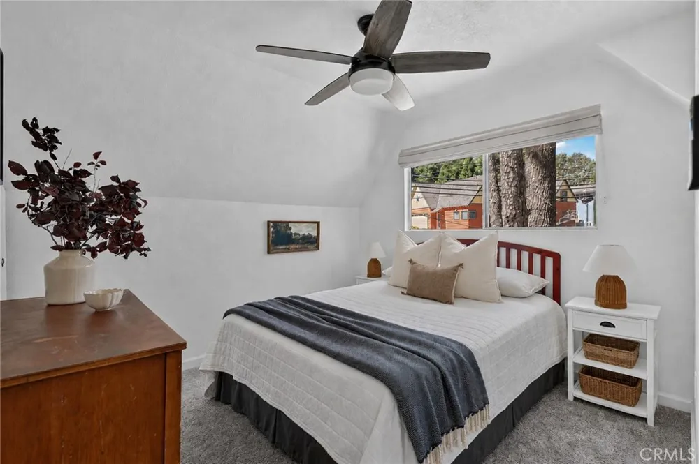 335 Oak Lake Arrowhead, CA 92352