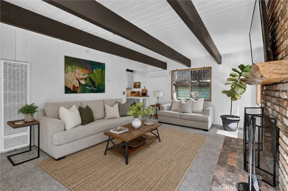 335 Oak Lake Arrowhead, CA 92352