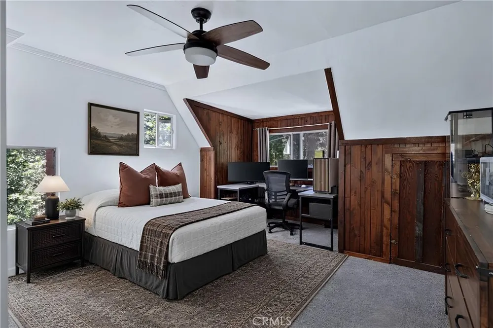 335 Oak Lake Arrowhead, CA 92352