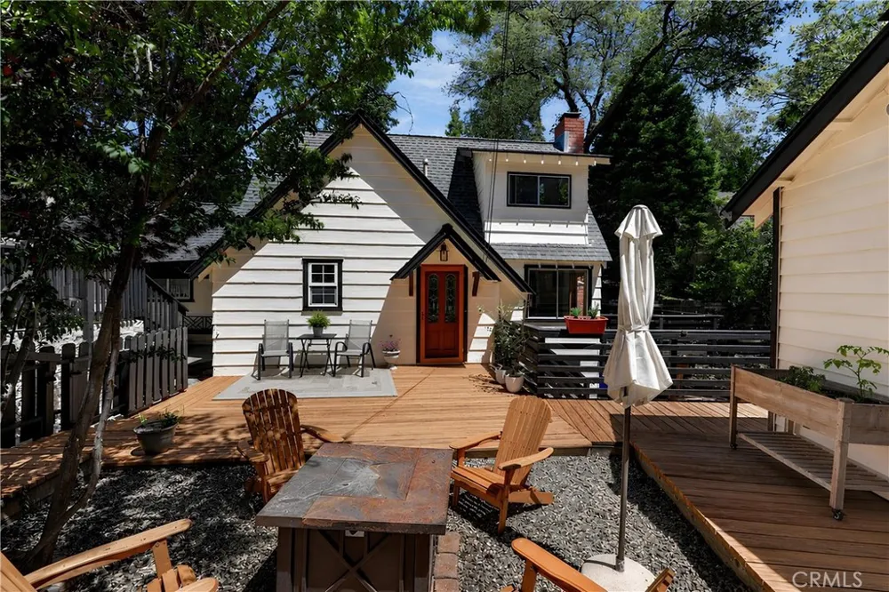 335 Oak Lake Arrowhead, CA 92352