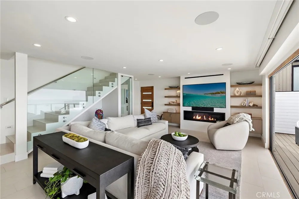 35725 Beach Road Dana Point, CA 92624