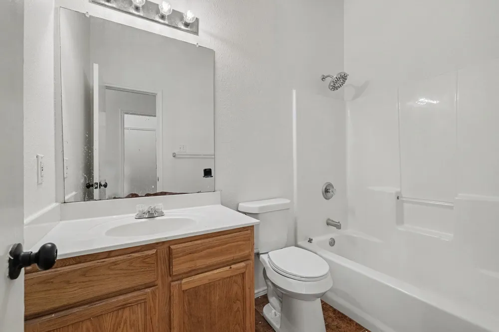 7315 Marsland Lane Arlington, TX 76001