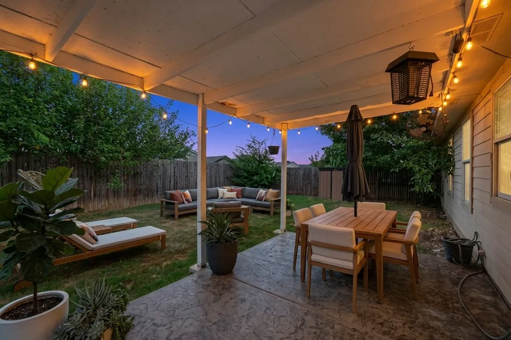 7315 Marsland Lane Arlington, TX 76001