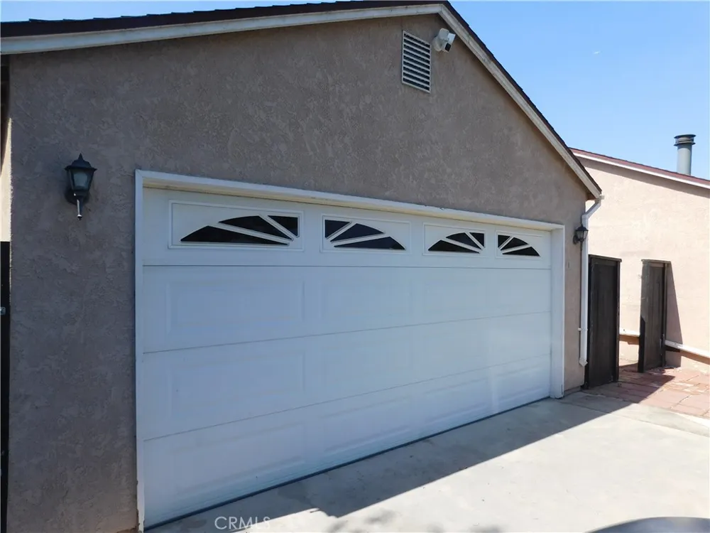 8102 19th Westminster, CA 92683