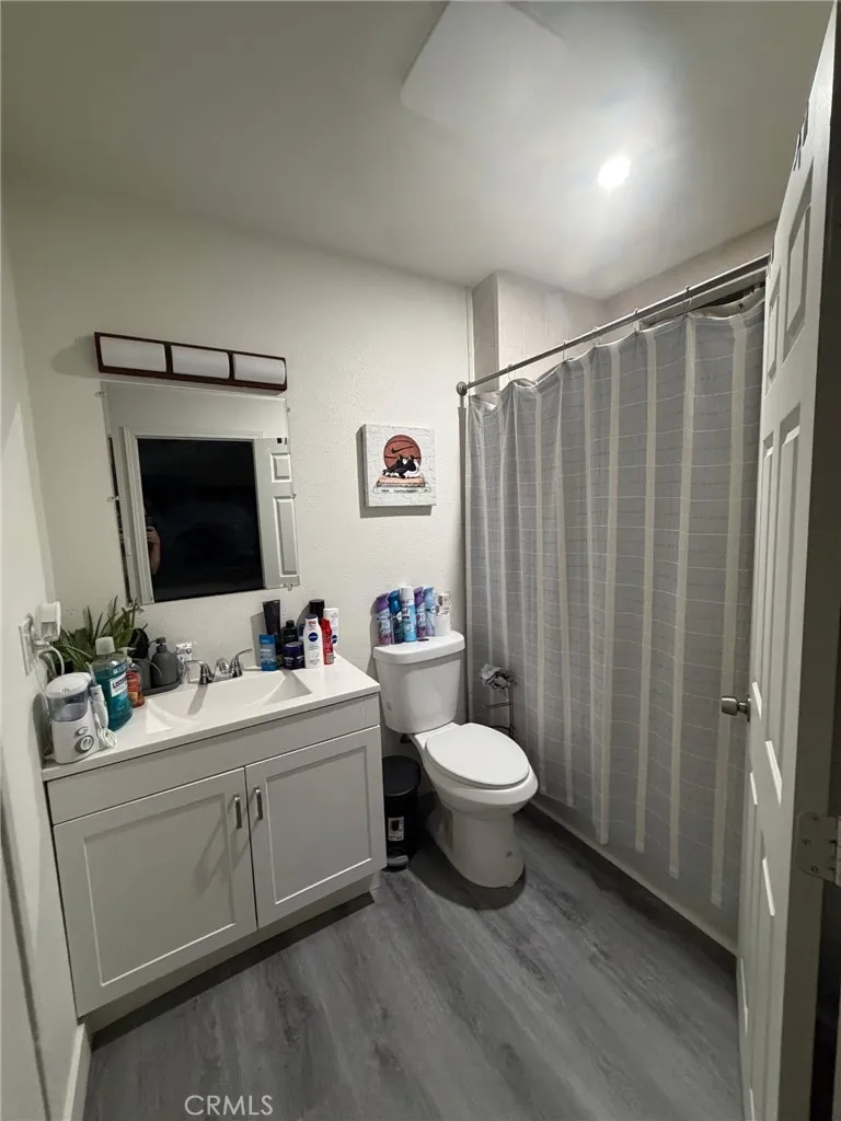8102 19th Westminster, CA 92683