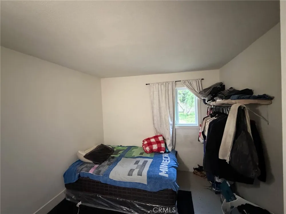 8102 19th Westminster, CA 92683