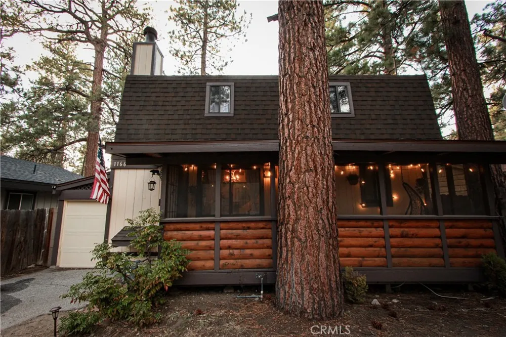1166 Navajo Street Fawnskin, CA 92333