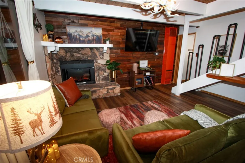 1166 Navajo Street Fawnskin, CA 92333