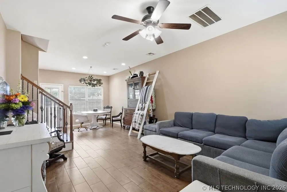 308 E 4th Street Claremore, OK 74017