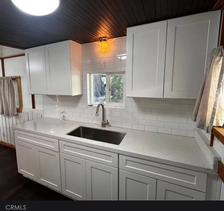 40994 Spruce Forest Falls, CA 92339