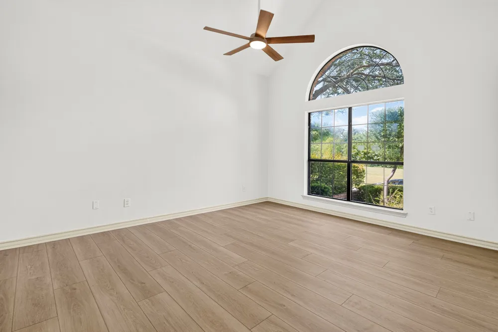 1804 Seminary Drive Plano, TX 75075