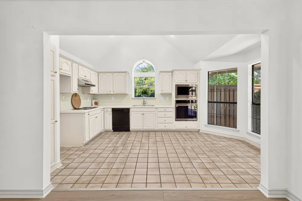 1804 Seminary Drive Plano, TX 75075