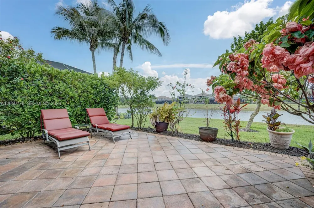 3694 Pleasant Springs Naples, FL 34119