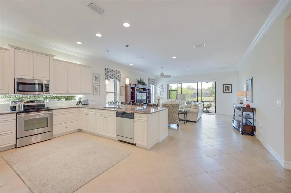 3694 Pleasant Springs Naples, FL 34119