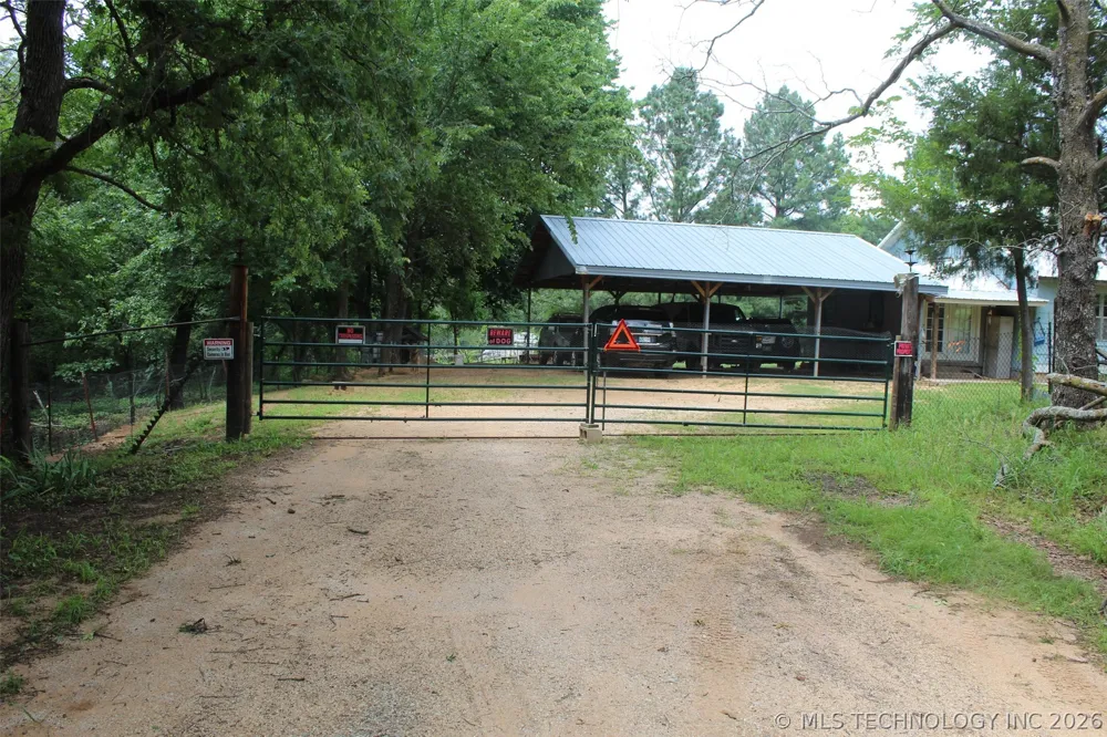99696 N3750 ROAD Okemah, OK 74859