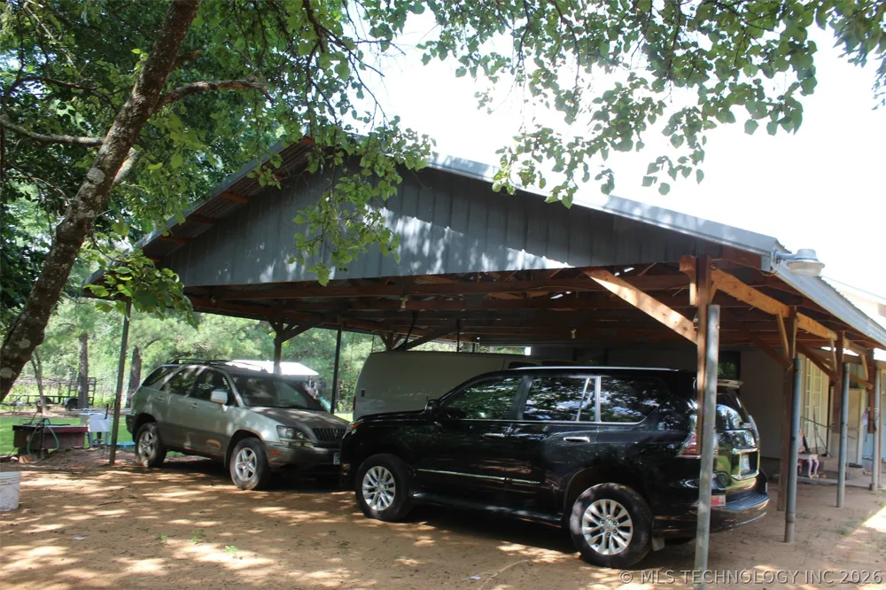 99696 N3750 ROAD Okemah, OK 74859