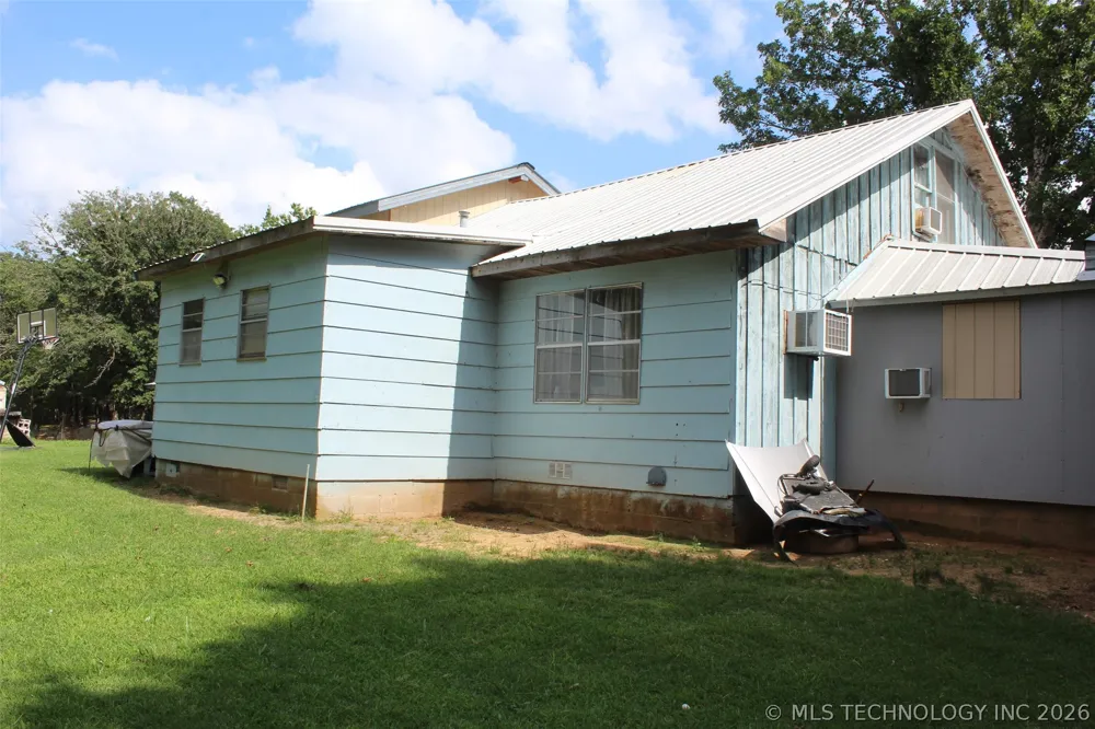 99696 N3750 ROAD Okemah, OK 74859