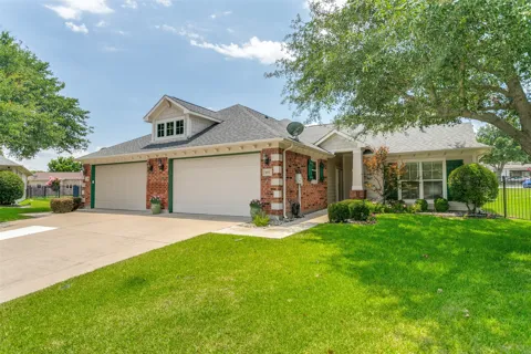 192 River Hills Court