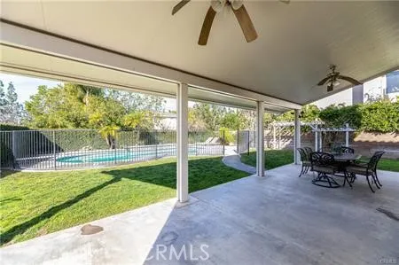 24 Silveroak Irvine, CA 92620
