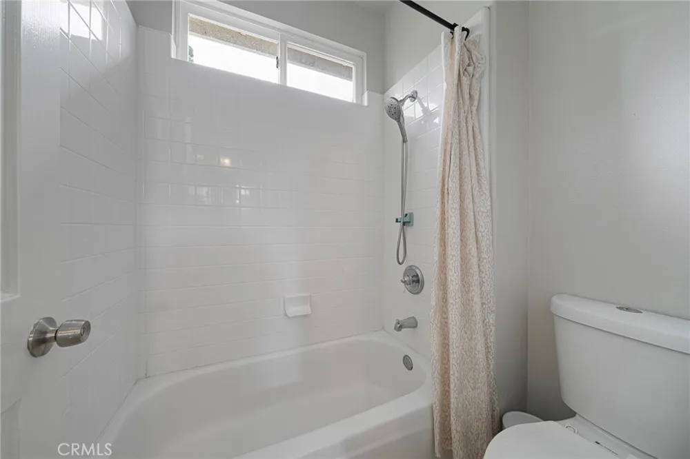 24 Silveroak Irvine, CA 92620