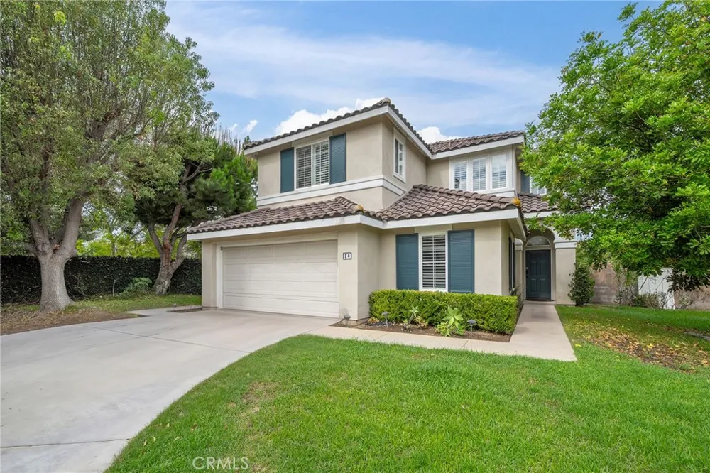 24 Silveroak Irvine, CA 92620