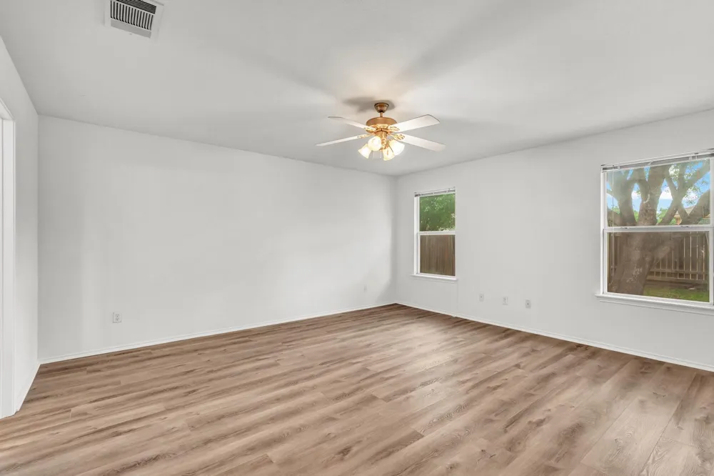 609 Golden Gate Drive Leander, TX 78641