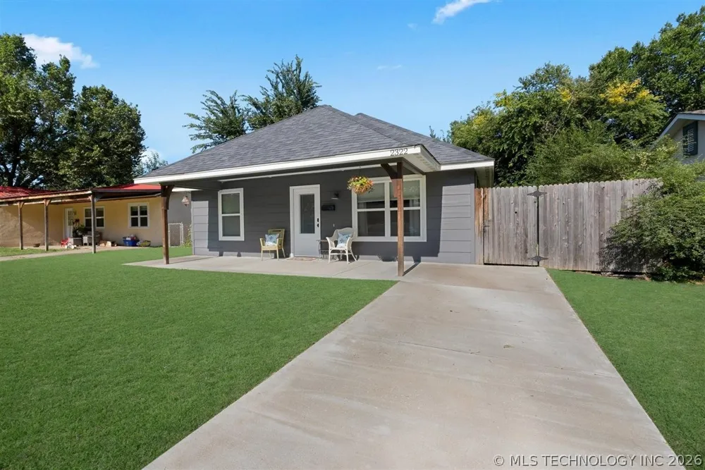 2322 S Cedar Street Sapulpa, OK 74066
