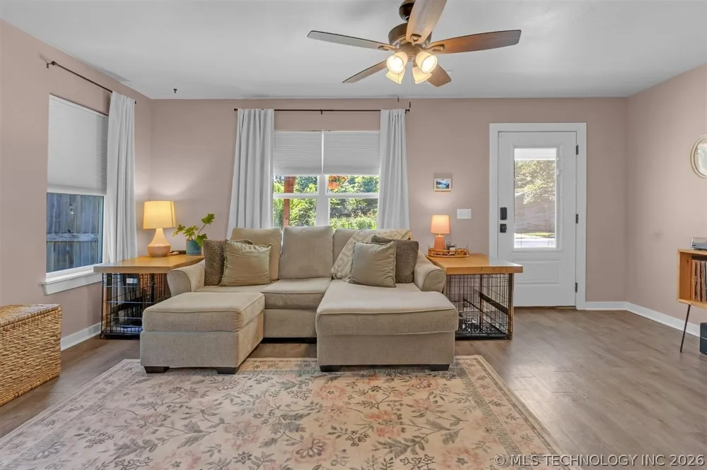 2322 S Cedar Street Sapulpa, OK 74066