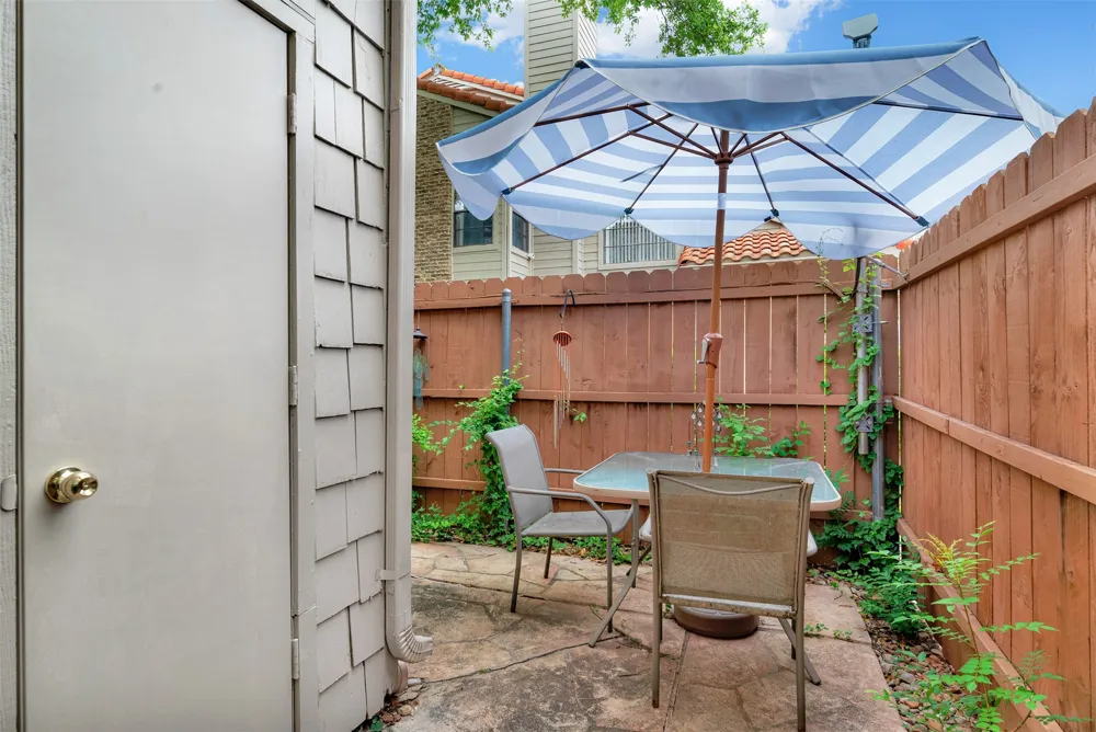 877 Dublin Drive #1 Richardson, TX 75080