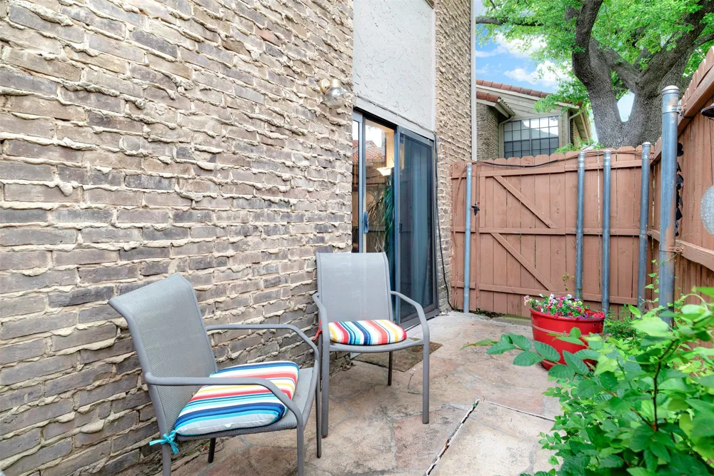 877 Dublin Drive #1 Richardson, TX 75080