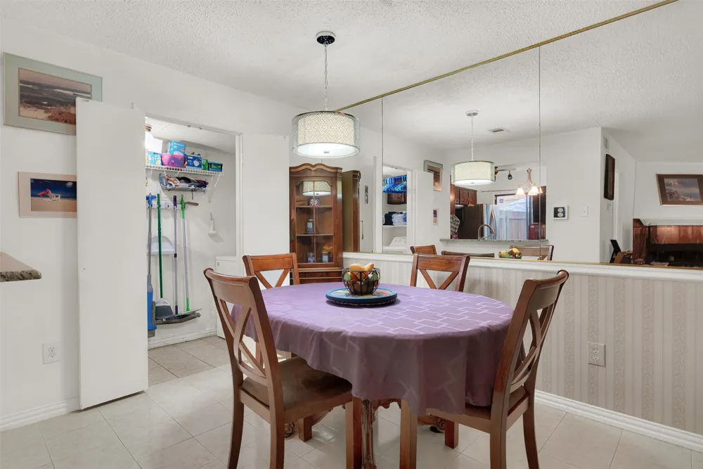877 Dublin Drive #1 Richardson, TX 75080