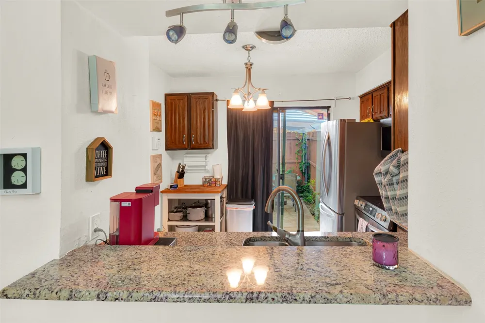 877 Dublin Drive #1 Richardson, TX 75080