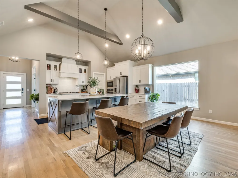 617 E 125th Place S Jenks, OK 74037