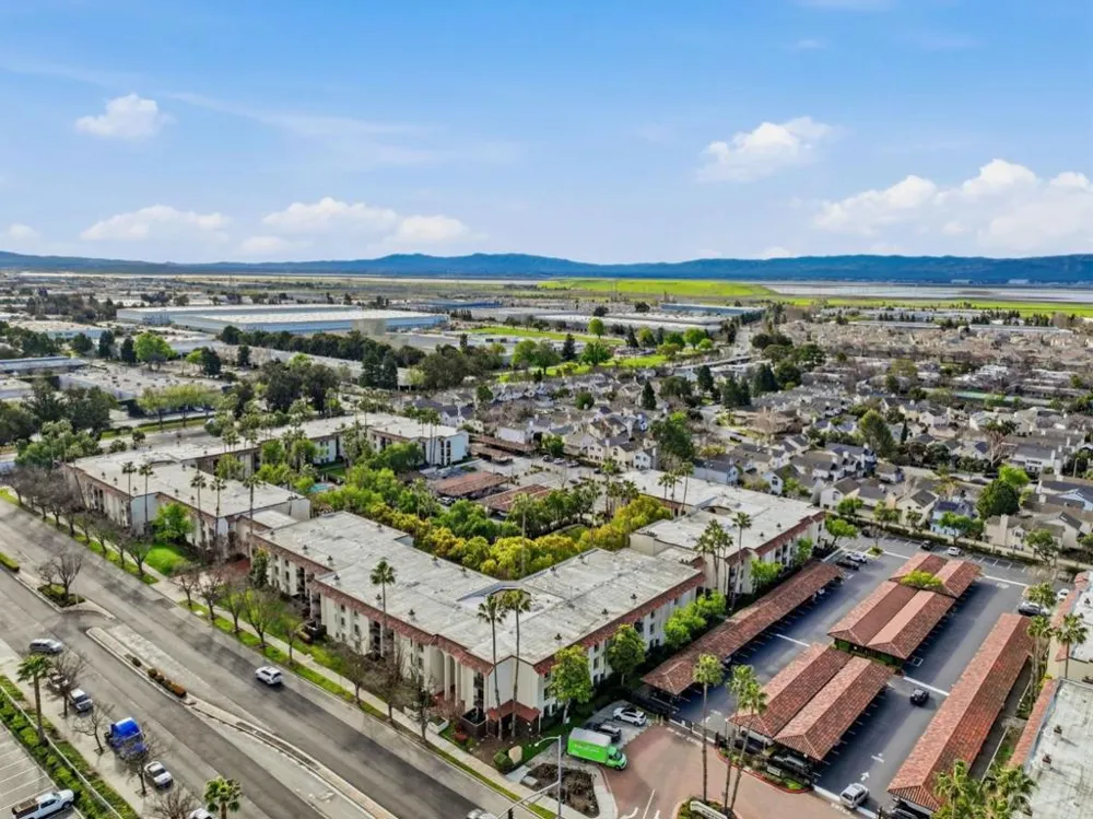 39931 Cedar Boulevard #305 Newark, CA 94560
