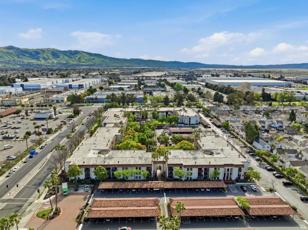 39931 Cedar Boulevard #305 Newark, CA 94560